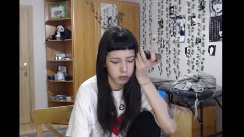 Mina online show from 02.04.26