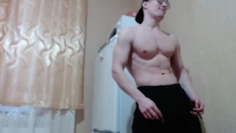 Snapshot of wayne6258 chatting on 02.17.25 SexyMan online show from 02.17.25