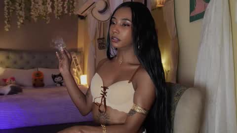 Snapshot of wayuu_goddess chatting on 10.08.25 Wayuu Goddess  3 online show from 10.08.25