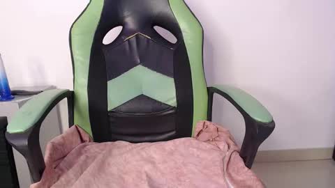 Trixie 3 online show from 01.31.26