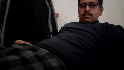 Snapshot of wearcondom chatting on 02.17.26 sexyguy online show from 02.17.26