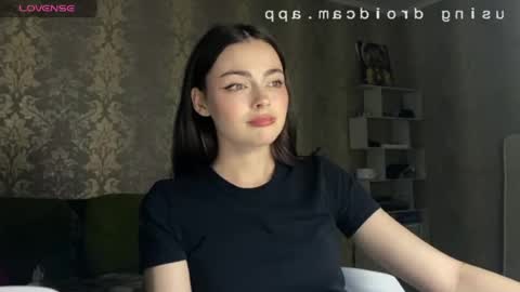 Snapshot of weareyoursun chatting on 06.20.26 Alice online show from 06.20.26