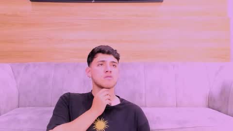 Jhonny Dick  his neighbors. online show from 03.05.26