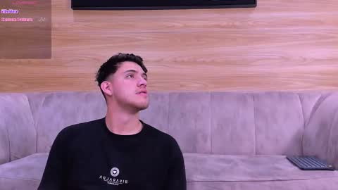 Jhonny Dick  his neighbors. online show from 03.07.26