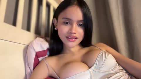 Maggie online show from 02.08.26