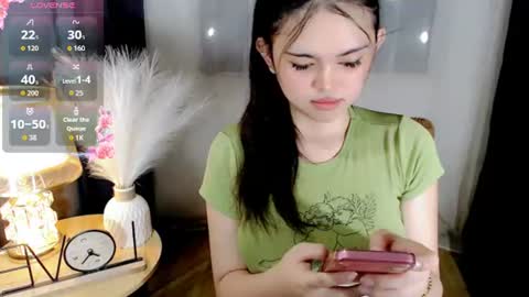 Snapshot of webcum_mami chatting on 07.08.26 mami abby online show from 07.08.26