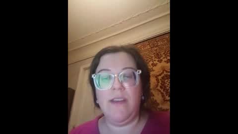 Snapshot of webgirl2 chatting on 11.15.25 Marina online show from 11.15.25