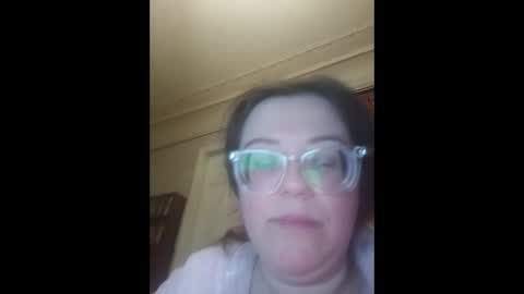 Snapshot of webgirl2 chatting on 02.10.26 Marina online show from 02.10.26