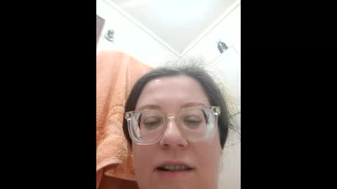 Snapshot of webgirl2 chatting on 02.24.26 Marina online show from 02.24.26