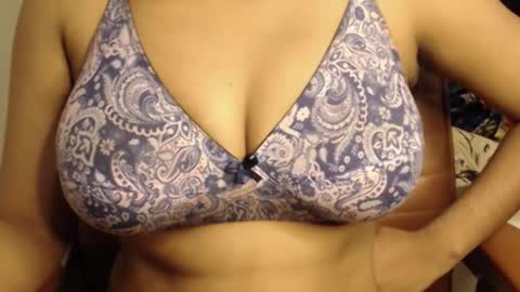 Snapshot of webshowxxx chatting on 02.27.26 mina online show from 02.27.26