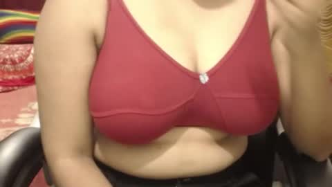 Snapshot of webshowxxx chatting on 07.19.26 mina online show from 07.19.26