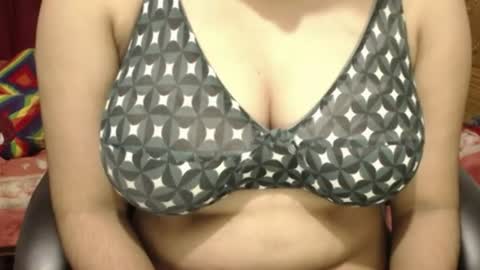 Snapshot of webshowxxx chatting on 07.21.26 mina online show from 07.21.26