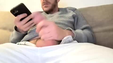 Snapshot of weeker chatting on 12.02.24 ValxITALY online show from 12.02.24