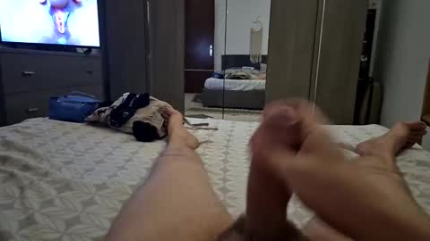 Snapshot of weeker chatting on 09.17.25 ValxITALY online show from 09.17.25