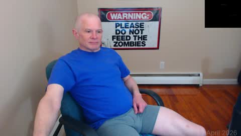 Snapshot of weird_chris chatting on 04.19.26 Chris online show from 04.19.26