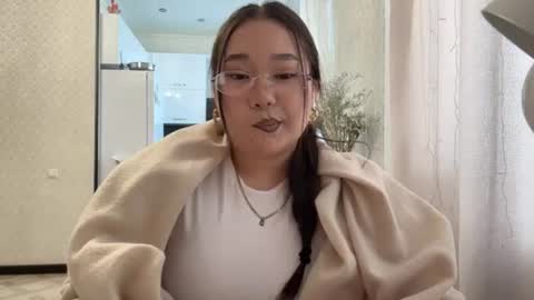 Snapshot of wenbalick chatting on 07.20.26 Daisy online show from 07.20.26