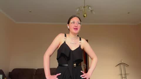 Snapshot of wendolynmusil chatting on 05.26.26 Anna online show from 05.26.26