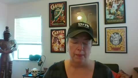 Snapshot of wendycu chatting on 04.19.26 WendyCU online show from 04.19.26