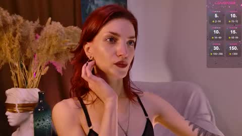 Snapshot of wendygilber chatting on 10.23.25 Wendy online show from 10.23.25