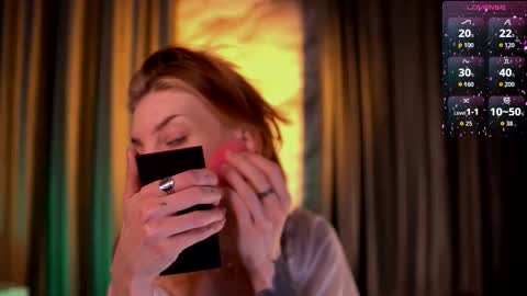 Snapshot of wendygilber chatting on 01.18.26 Wendy online show from 01.18.26