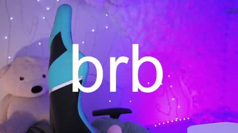 little girl who is always rightLisa online show from 12.04.24