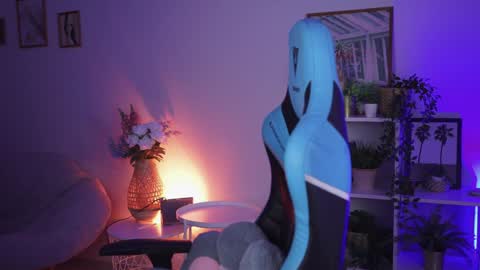 little girl who is always rightLisa online show from 12.07.24