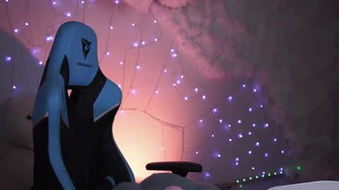 little girl who is always rightLisa online show from 12.13.24