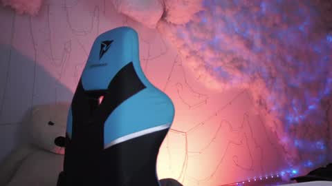 little girl who is always rightLisa online show from 12.14.24