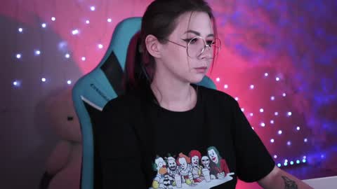 little girl who is always rightLisa online show from 12.21.24