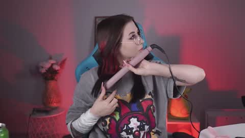 little girl who is always rightLisa online show from 12.27.24