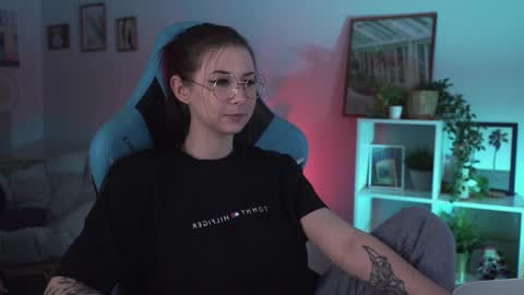 little girl who is always rightLisa online show from 02.13.25