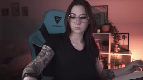 little girl who is always rightLisa online show from 02.17.25