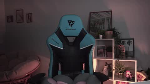 little girl who is always rightLisa online show from 02.26.25