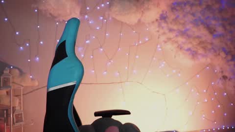 little girl who is always rightLisa online show from 03.07.25