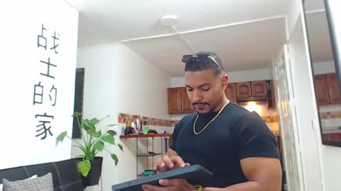 Snapshot of wesleyrogger chatting on 02.14.26 Wesley Rogger online show from 02.14.26