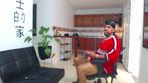 Snapshot of wesleyrogger chatting on 02.15.26 Wesley Rogger online show from 02.15.26