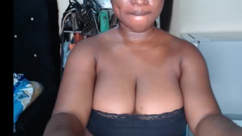 Snapshot of wet_xxpussy55 chatting on 11.09.25 Sonia online show from 11.09.25