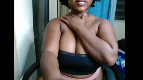 Snapshot of wet_xxpussy55 chatting on 07.07.26 Sonia online show from 07.07.26