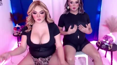 Snapshot of wetandwild10inches chatting on 04.26.26 Dior Anderson online show from 04.26.26