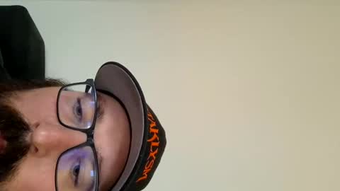 Snapshot of wheely19871606 chatting on 02.03.25 wheely19871606 online show from 02.03.25