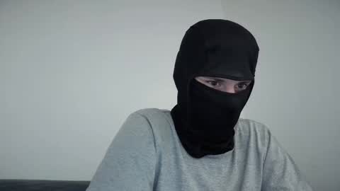 whispero_o online show from 02.04.26