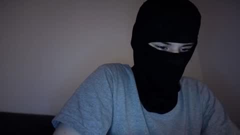 whispero_o online show from 02.04.26