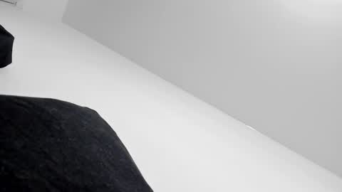 Bella online show from 01.12.26