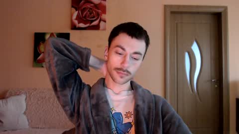 Tom online show from 04.01.26