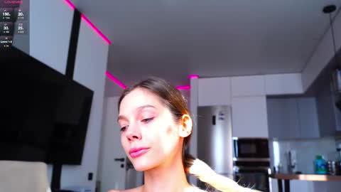 Kate  online show from 11.27.25