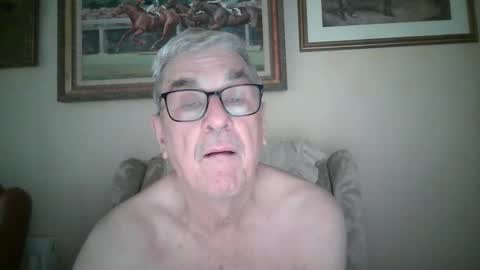 whitebriefs009 online show from 12.21.25