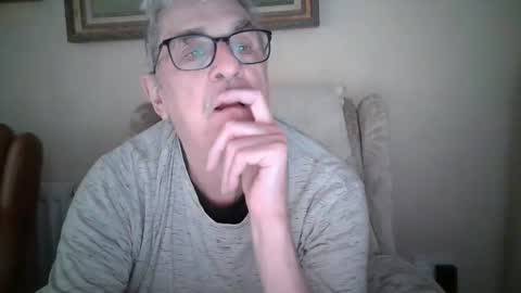 whitebriefs009 online show from 01.11.26