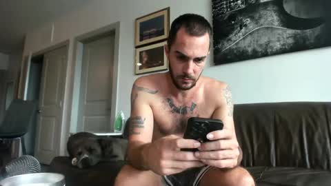 Snapshot of whitechocalate91 chatting on 09.24.25 just str8 stud nut 1000 online show from 09.24.25