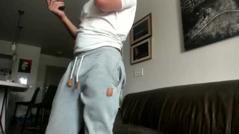 Snapshot of whitechocalate91 chatting on 10.23.25 just str8 stud nut 1000 online show from 10.23.25