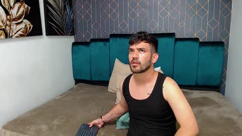 Dylan white online show from 02.11.25